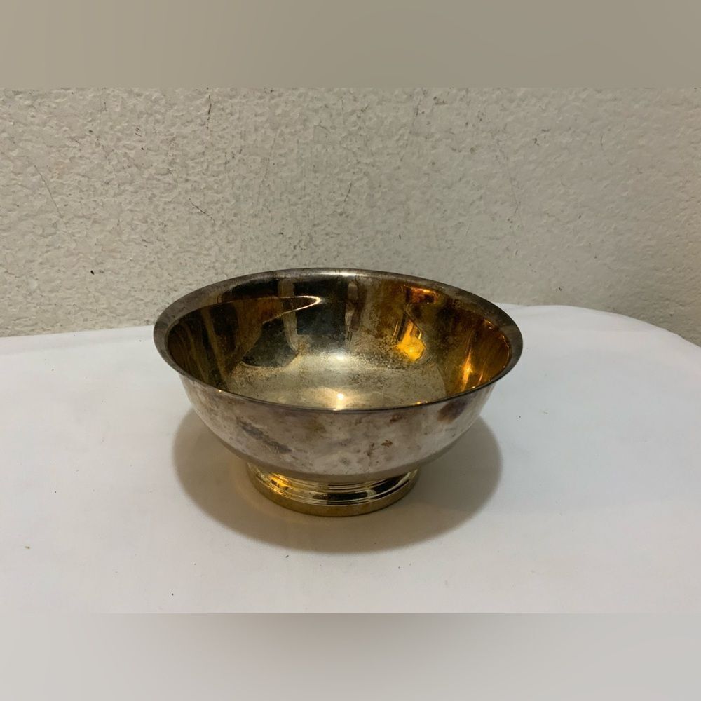 Gorham Silverplate Round bowl footed Y0779